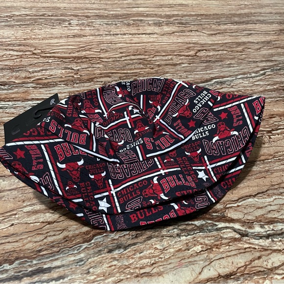 NBA Ultra Game Chicago Bulls Unisex Bucket Hat Red/Black Outdoor Streetwear